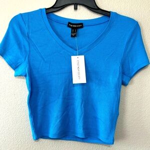 Women’s ribbed cropped top V-neck short sleeve blue‎ multiple sizes